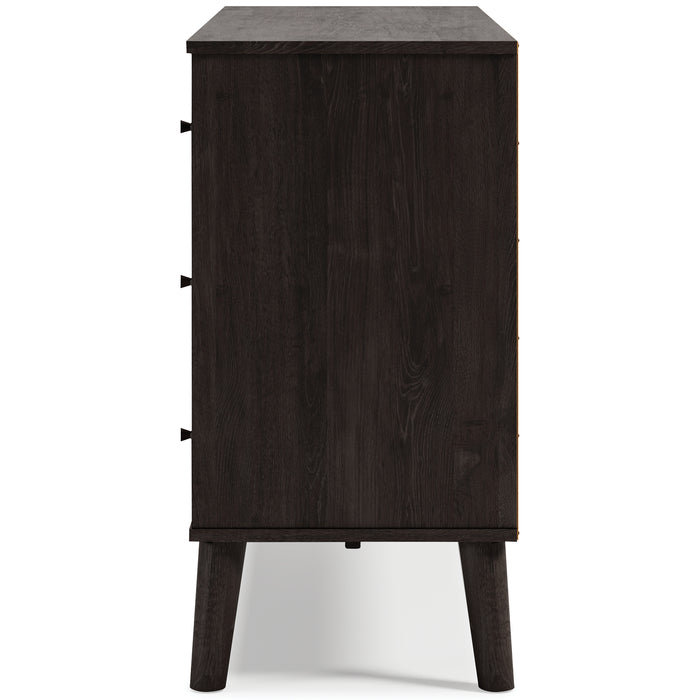 Ashley Express - Piperton Six Drawer Dresser