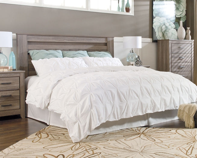 Zelen King Panel Bed with Mirrored Dresser and 2 Nightstands